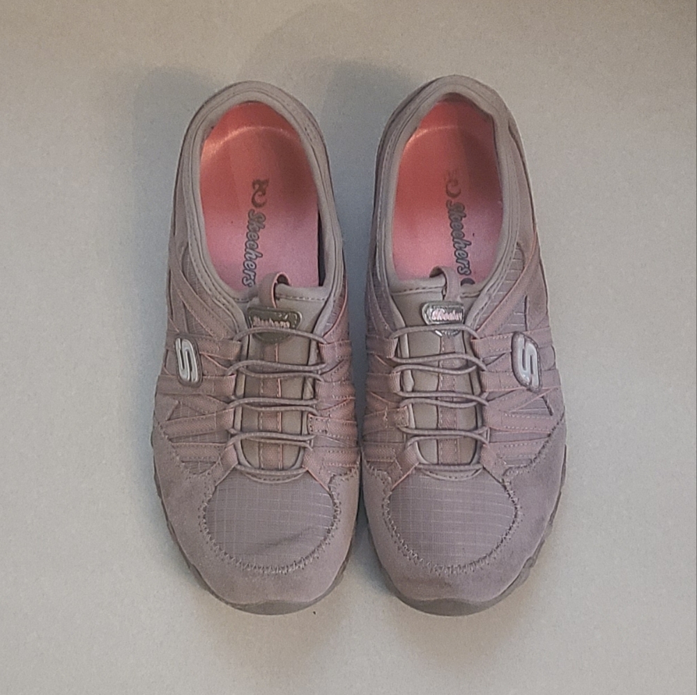 Sketchers Women's Breathe Easy Sneakers